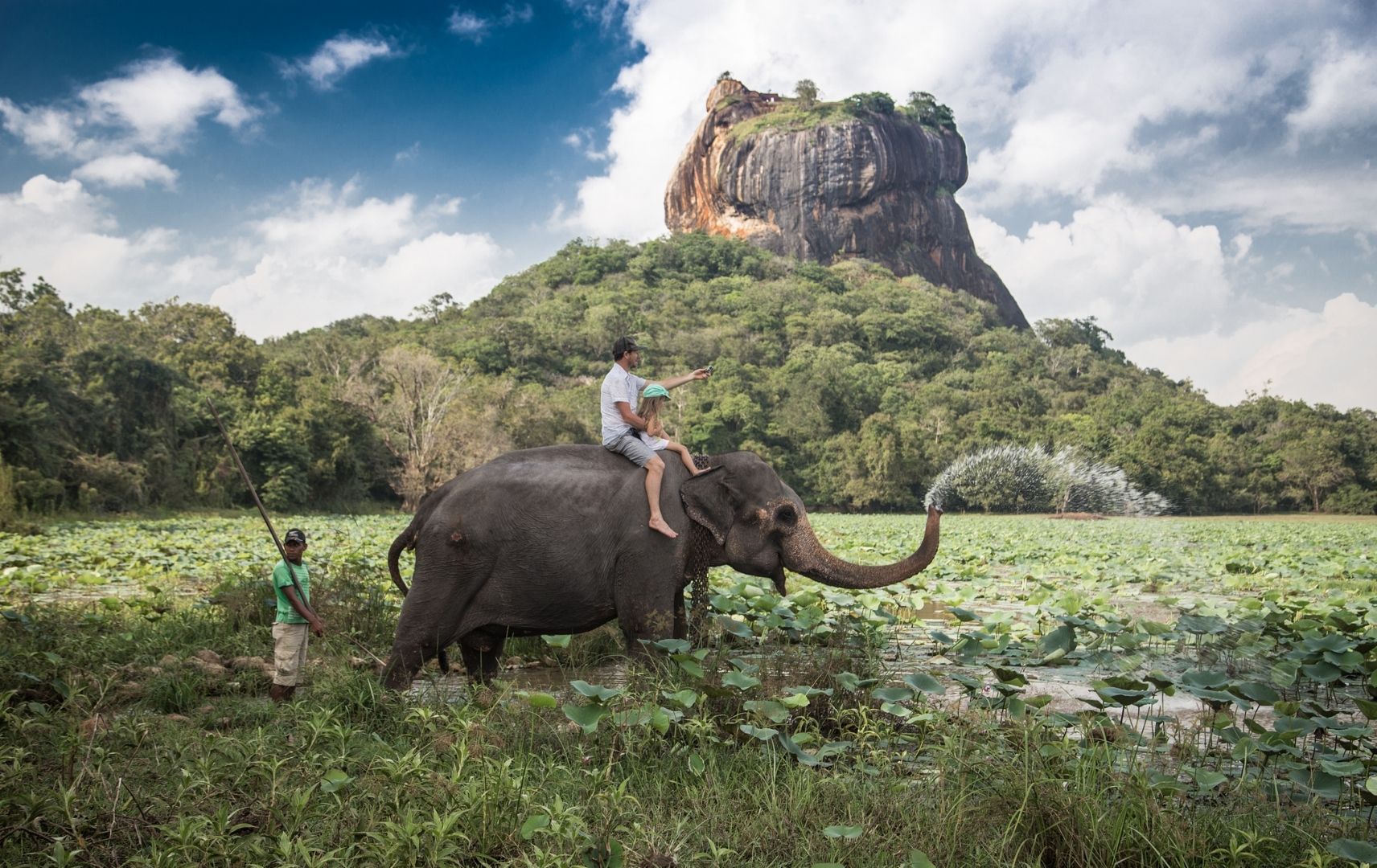 Ritt auf einem Elefanten Chiang Mai