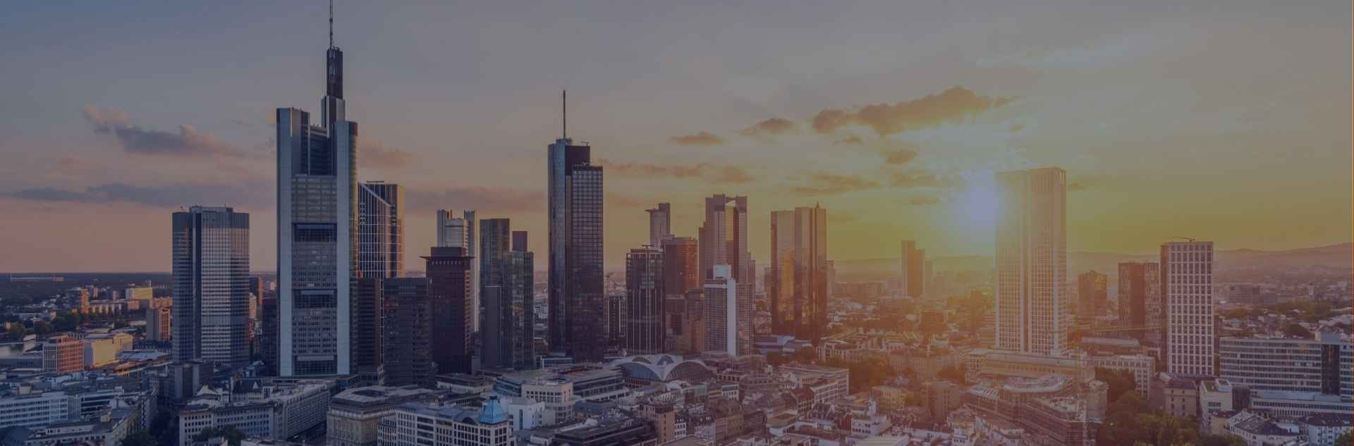 Geschäftsreisen - Frankfurt Skyline