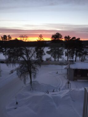 Lappland Aussicht vom Hotelbalkon mittag um 2Uhr