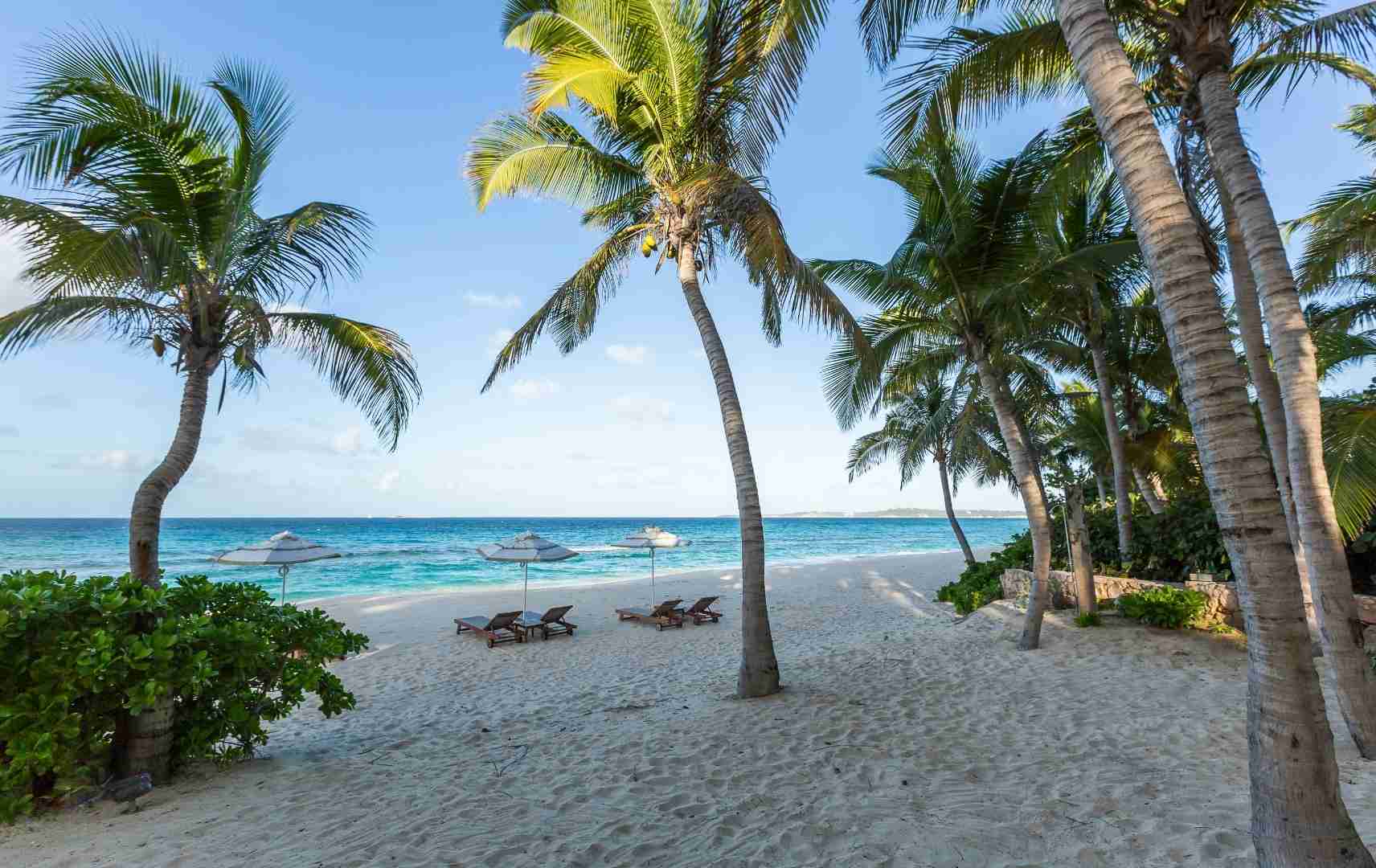 Strand-und-Meer-in-Anguilla-in-der-Karibik
