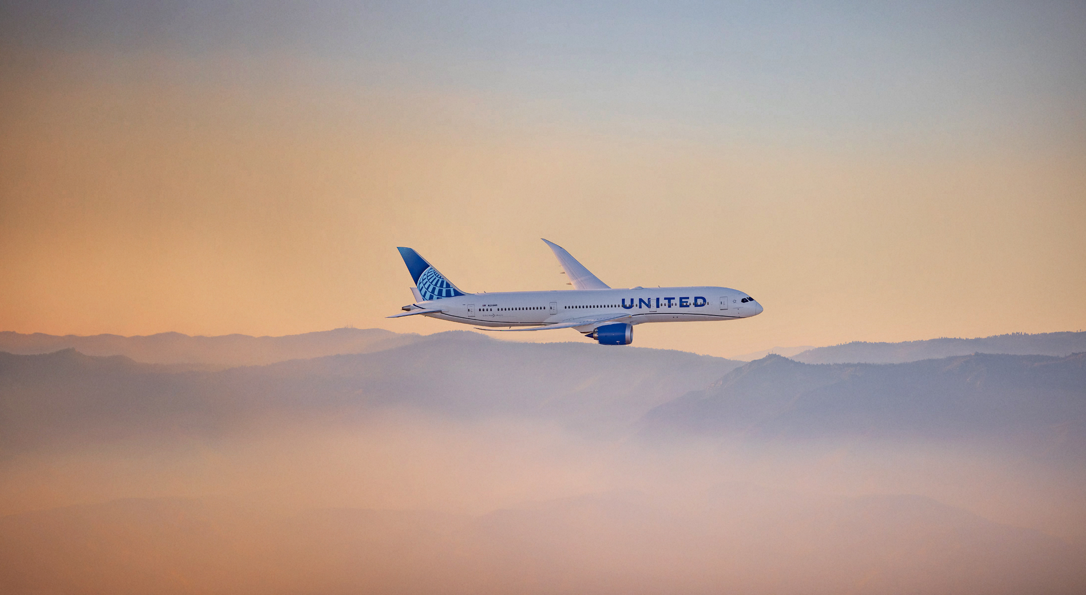 United Airlines Boeing 787-9 Dreamliner